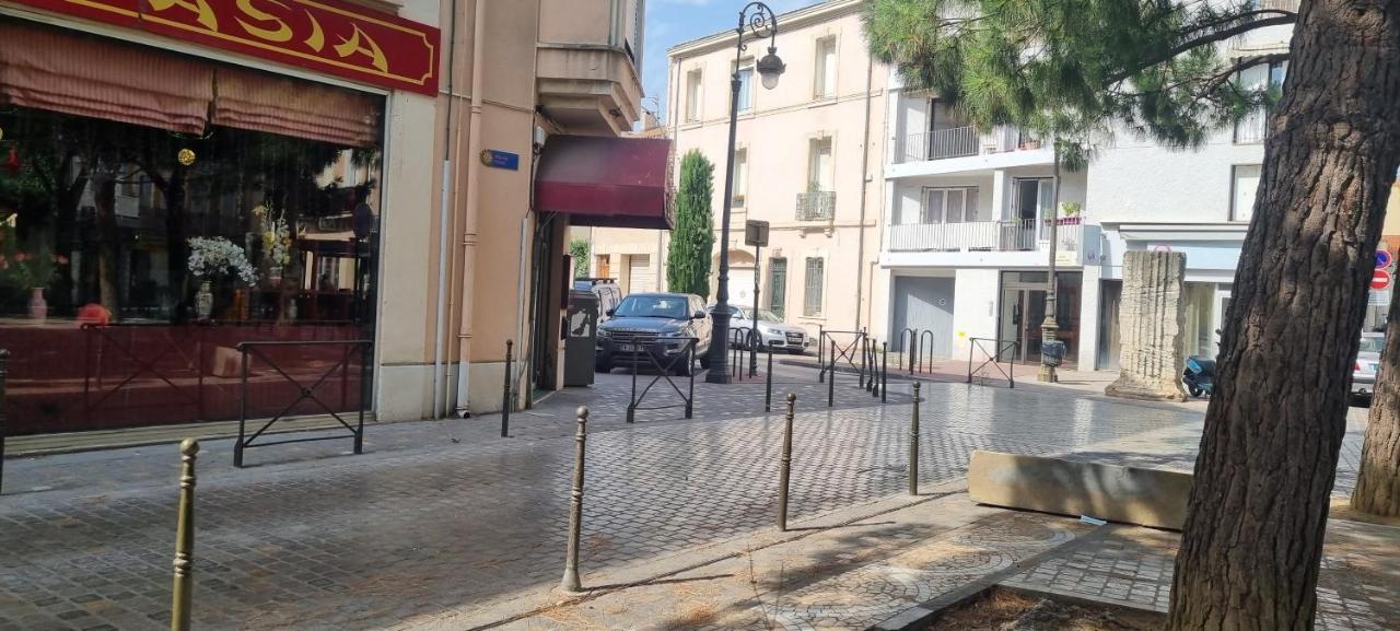 Beau studio en centre ville Narbonne Extérieur photo