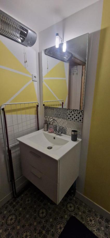 Beau studio en centre ville Narbonne Extérieur photo